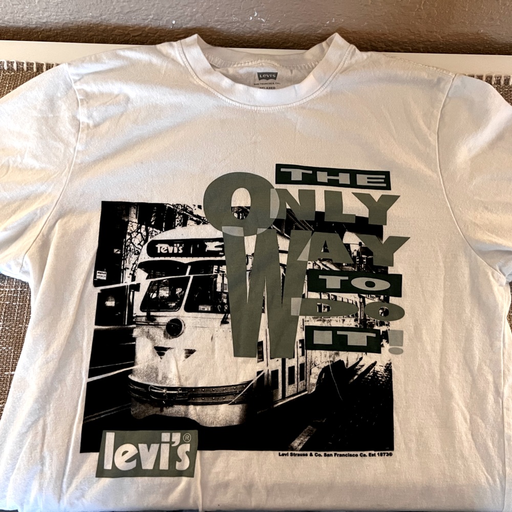 Levi’s White/Green XS